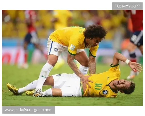 内马尔参与环保海岸清理，呼吁粉丝爱护地球